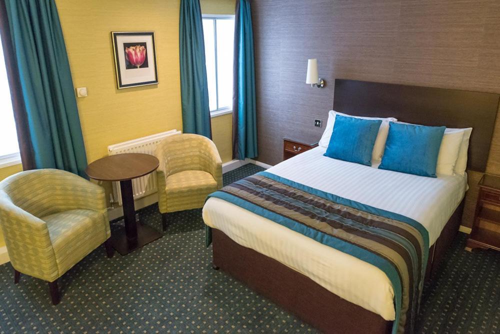 The Bull Hotel; Sure Hotel Collection By Best Western Peterborough Pokoj fotografie